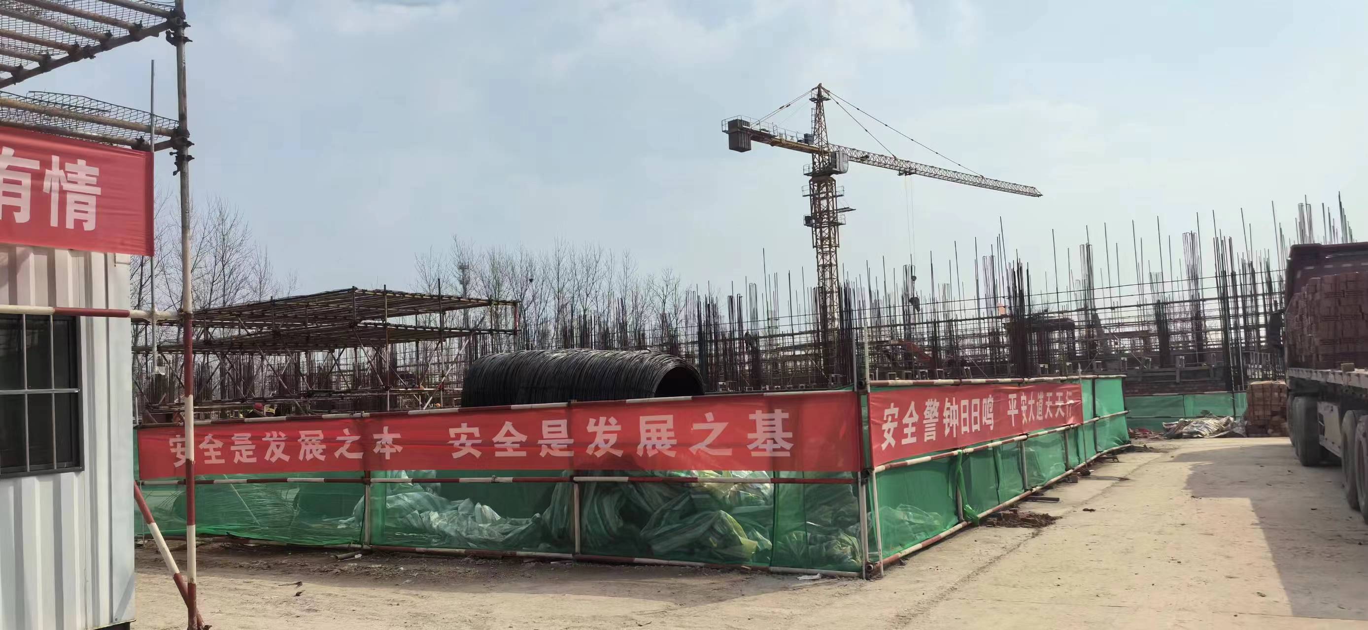 亚洲乱码AV一区二区三区蜜桃施工